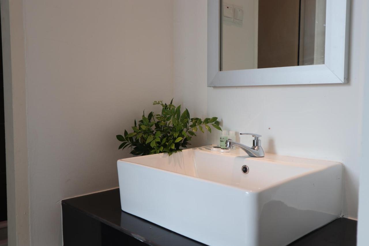 Zen66 @ Roxy Serviced Apartment Kuching Eksteriør billede